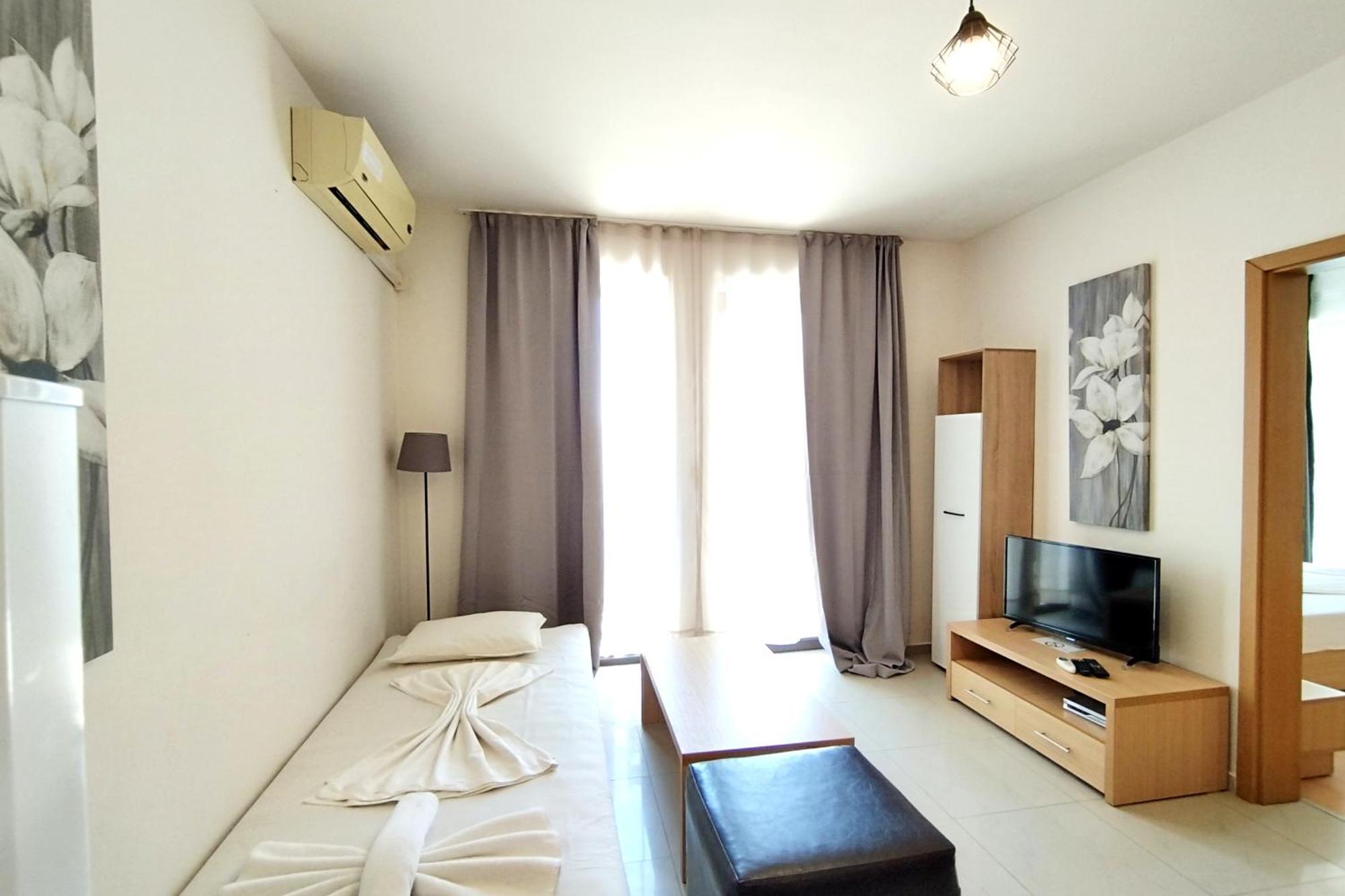 New Line Village Apartments Sunny Beach Ngoại thất bức ảnh
